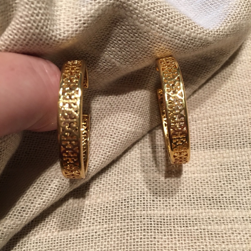 Tory Burch Gold Filigree Hoop Earrings